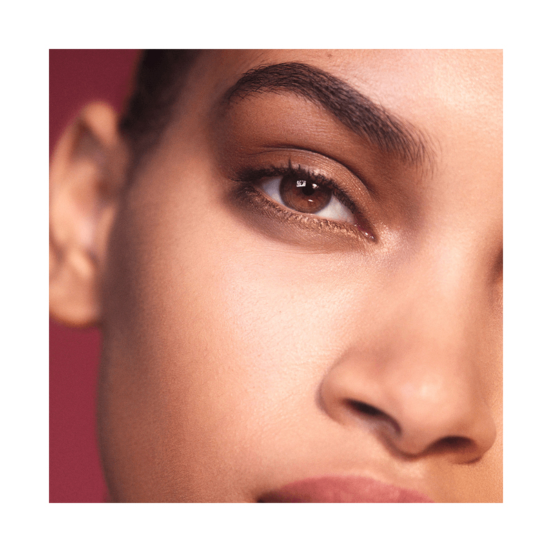 Smoky eye brick