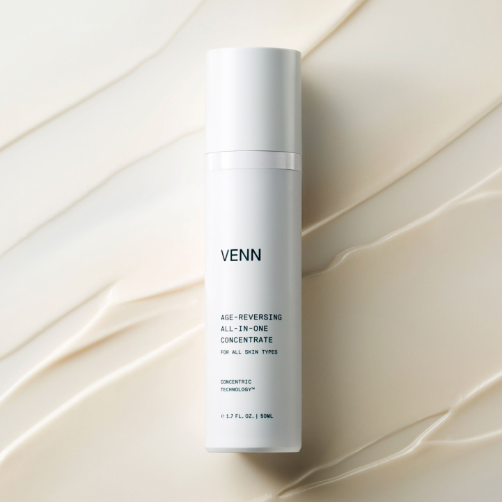 Age-Reversing All-in-One Concentrate, 50 ml i gruppen Hudvård / Serum hos COW parfymeri AB (100895-6083)