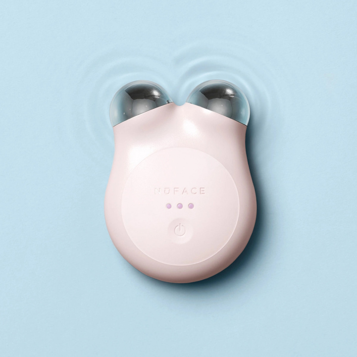 NuFace Mini+ Starter Kit- Sandy Rose i gruppen Hudvård / Teknologi hos COW parfymeri AB (101346)