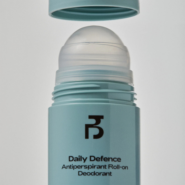 Daily Defence Antiperspirant Roll-on Deodorant in the group Bath and Body / Deo at COW parfymeri AB (101850)