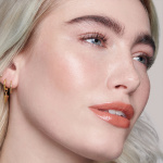 Elevated Glow Highlighter