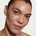 Seamless Skin Enhancing Tint