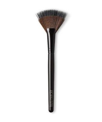 Compact shop powder brush