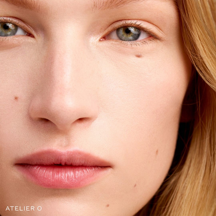 Vital Skin Foundation Stick i gruppen Make Up / Bas hos COW parfymeri AB (BF21120)