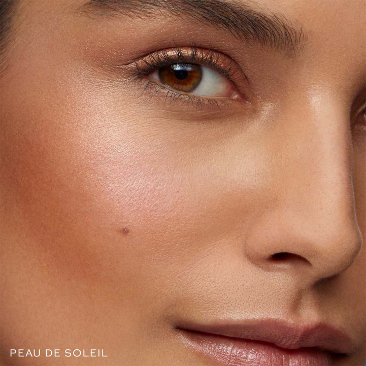 Super Loaded Tinted Highlight, Peau de Soleil i gruppen Make Up / Bas hos COW parfymeri AB (BF241015-4873)