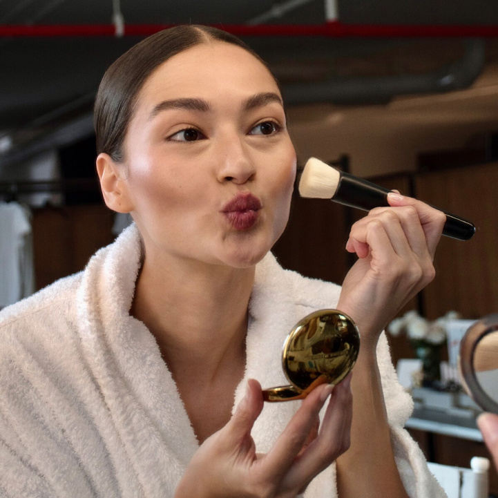 Blender Brush i gruppen Penslar och Redskap / Penslar hos COW parfymeri AB (BF3021200)