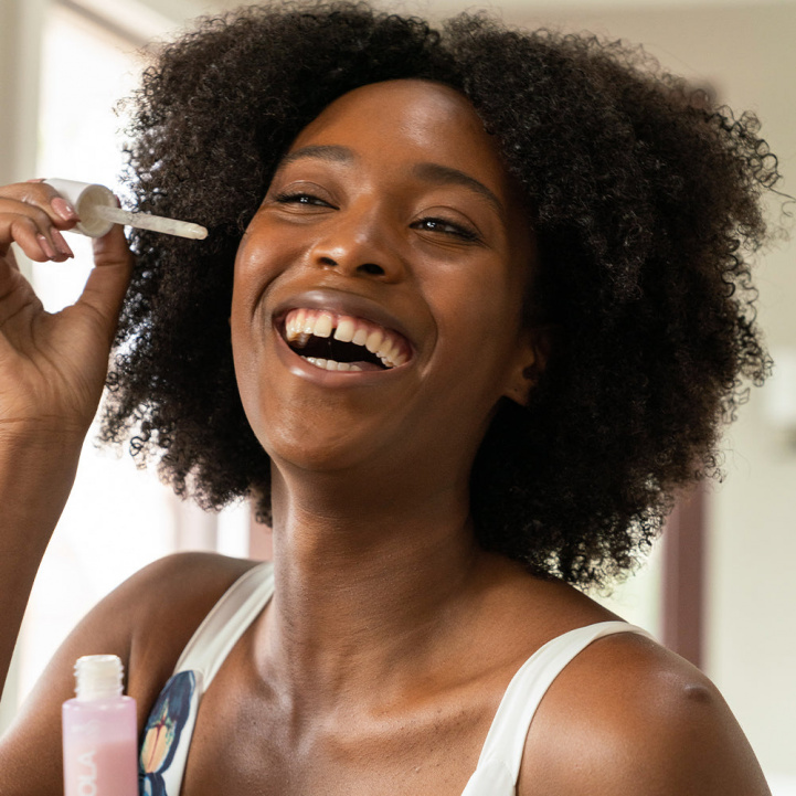 Classic SPF 30 Full Spectrum Sun Silk Drops i gruppen Kropp och Bad / Solskydd hos COW parfymeri AB (CL10360)