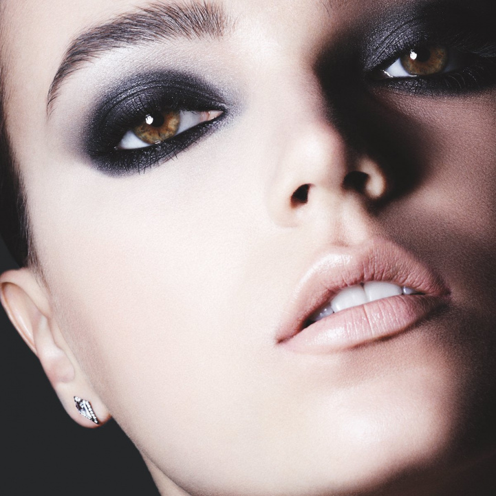 Smoky Eye Baton i gruppen Make Up / Ögon hos COW parfymeri AB (SB007)